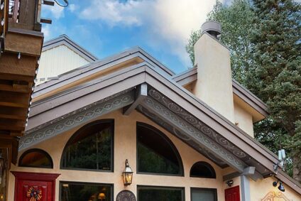 Alpine Village Suites