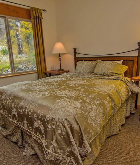 Bedroom in vacation rental condo in Taos Ski Valley, NM
