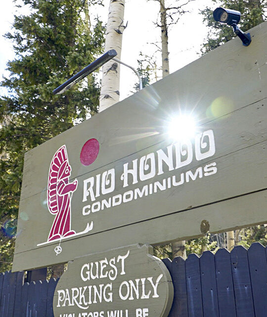 Rio Hondo Condominiums sign