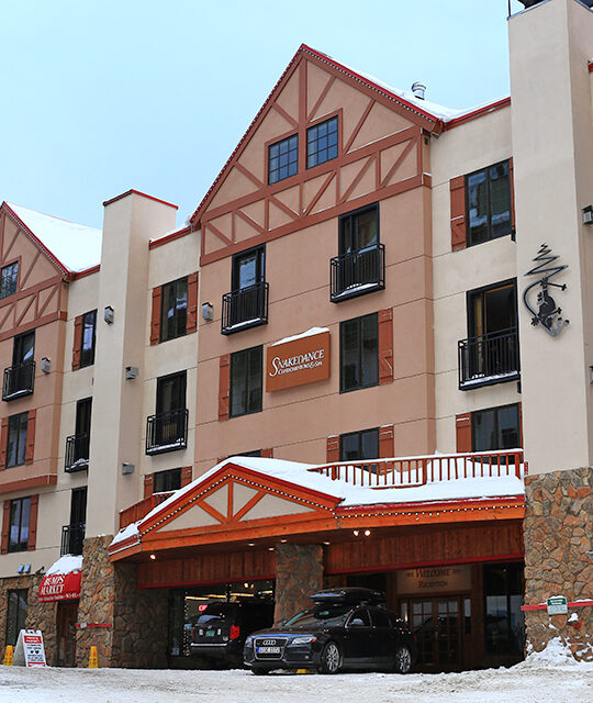 Snakedance Condominiums exterior located in Taos Ski Valley