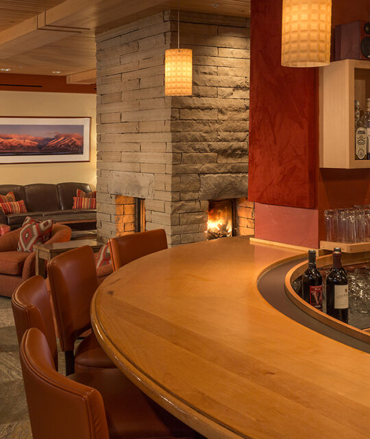 Bar and lobby of the Edelweiss Lodge