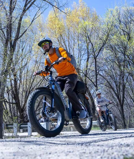 Man guiding an ebike tour.